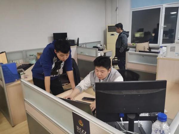 如何删除身份证绑定的多余qq，qq身份证绑定怎么解除（浙江温州警方跨省捣毁特大网络交友诈骗集团）