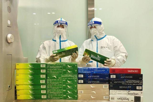 飞机上可以带烟吗可以带几条，飞机上可以带烟吗（违规携带28条5600支卷烟在青入境）