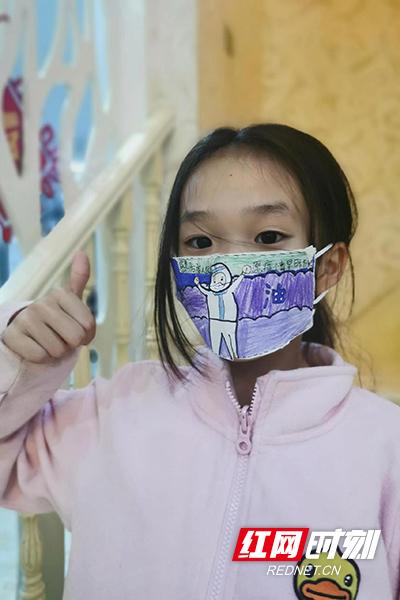 口罩怎么画简单又漂亮图片，素描口罩怎么画（天元区白鹤小学学子手绘口罩画下希望）