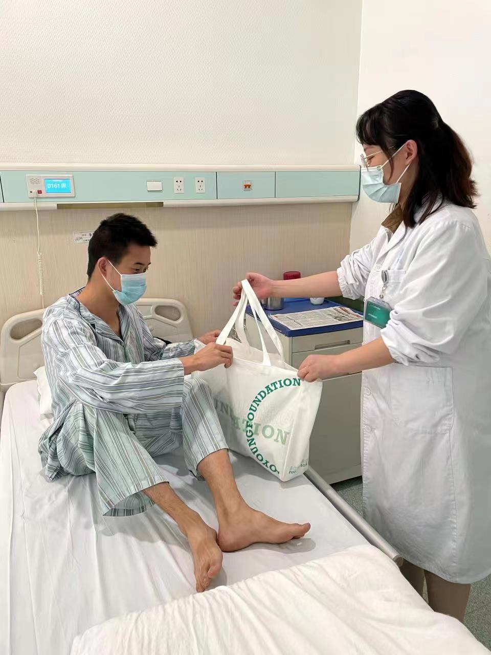 梦见河水很大很浑浊，梦见河水浑浊很大什么意思（给心脏安个家）