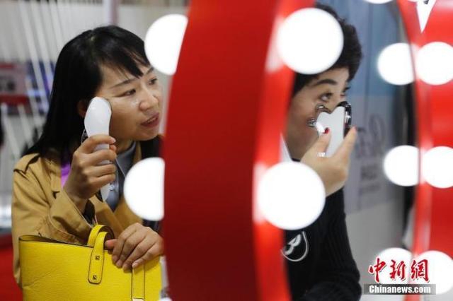 美容仪有必要买吗，美容仪真的有必要用吗（几千元买的美容仪变“毁容仪”）