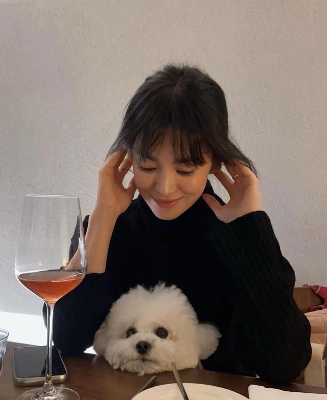 浪漫法式刘海教程图解，法式刘海的天花板还得看宋慧乔