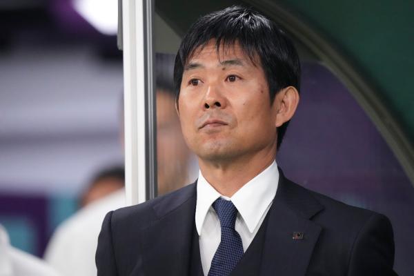 日本队主帅森保一挺有气质，日本队主帅森保一靠的是运气好、能“煲汤”、会“演戏”
