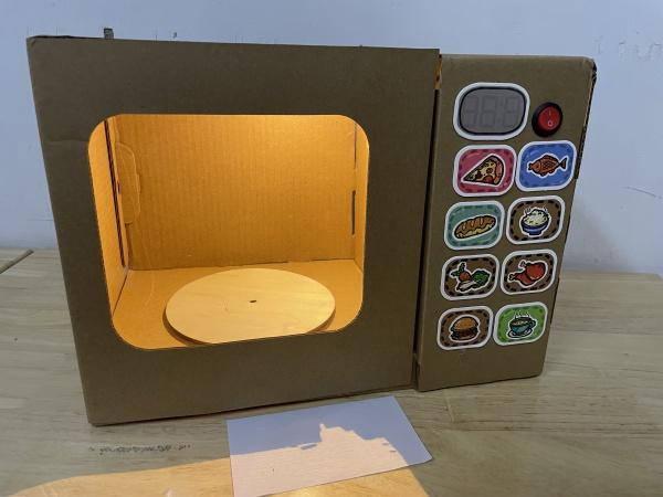 怎样用旧盒子做抽纸盒，怎么用纸盒做抽纸盒（旧物摇身一变成“宇宙”“微波炉”）