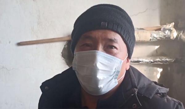 黑洞有人进去过吗，黑洞有人进去过吗（哈尔滨一公共楼道内惊险两个“黑洞”）