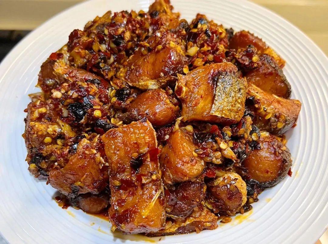 江西菜之香辣酒糟鱼,皮焦香肉入味,百吃不厌