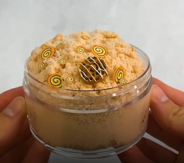 如何制作史莱姆，怎么做史莱姆不用硼砂（美国17岁男孩自制和售卖“史莱姆”水晶泥网红玩具）