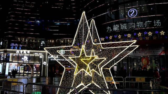 威海购物广场都有什么，威海九龙城夜景璀璨夺目