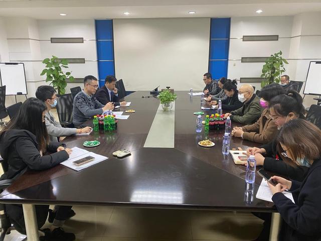 吧主申请感言怎么写，贴吧吧主申请感言怎么写（为何有事就给“殿小二”打电话）