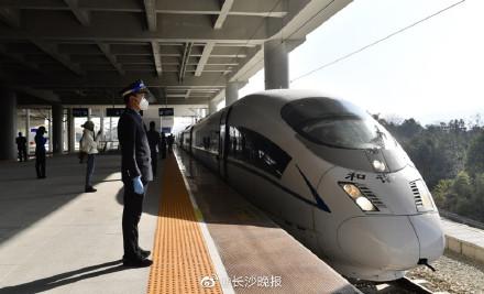 长沙到常德高铁，长株潭到常德高铁规划（长沙至常德最快60分钟直达）