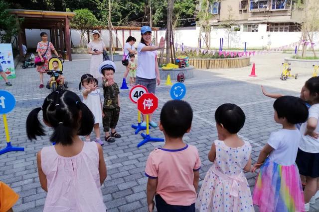 成都市最牛逼的幼儿园，一所让阅读照亮生命成长的阅见乐园