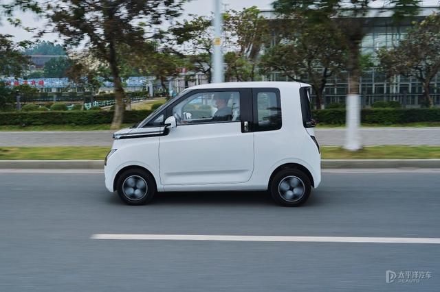 6万左右的新能源电动汽车，6万左右纯电动新能源汽车（6万多的小车开起来贼惊喜）