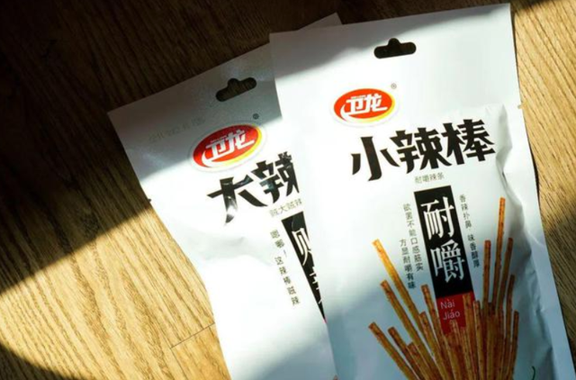 卫龙食品的发展，“辣条一哥”卫龙正式在港上市