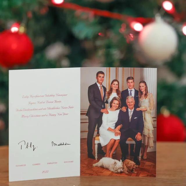 微博名字大全女生，好听的微博名字大全女生（她们现在是公主，以后是女王）