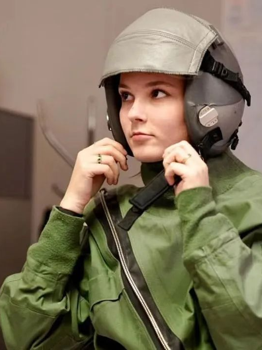 微博名字大全女生，好听的微博名字大全女生（她们现在是公主，以后是女王）