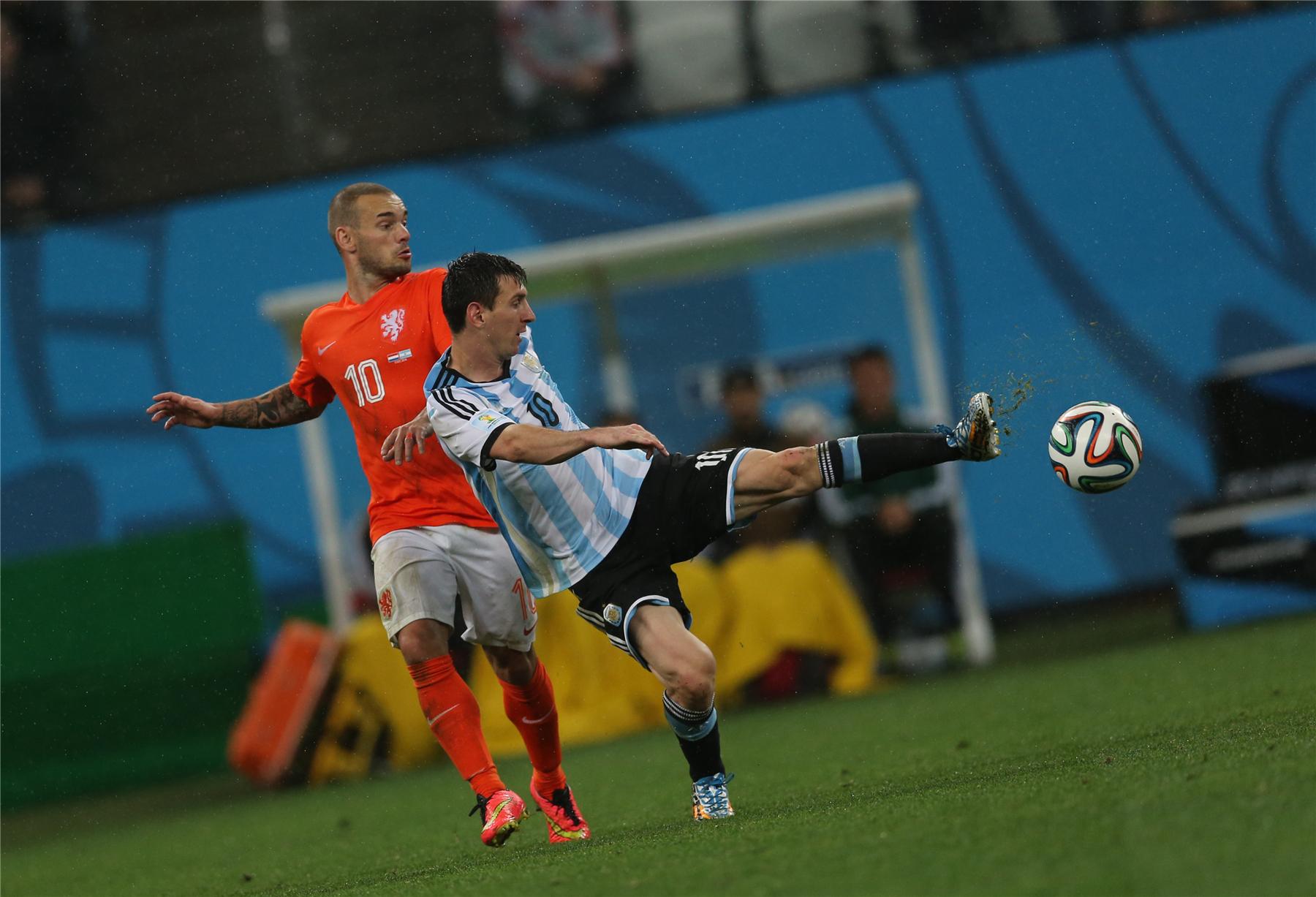 梦到和前男友接吻，梦到和前男友接吻是什么寓意（球王圆梦，这是最好的结局）