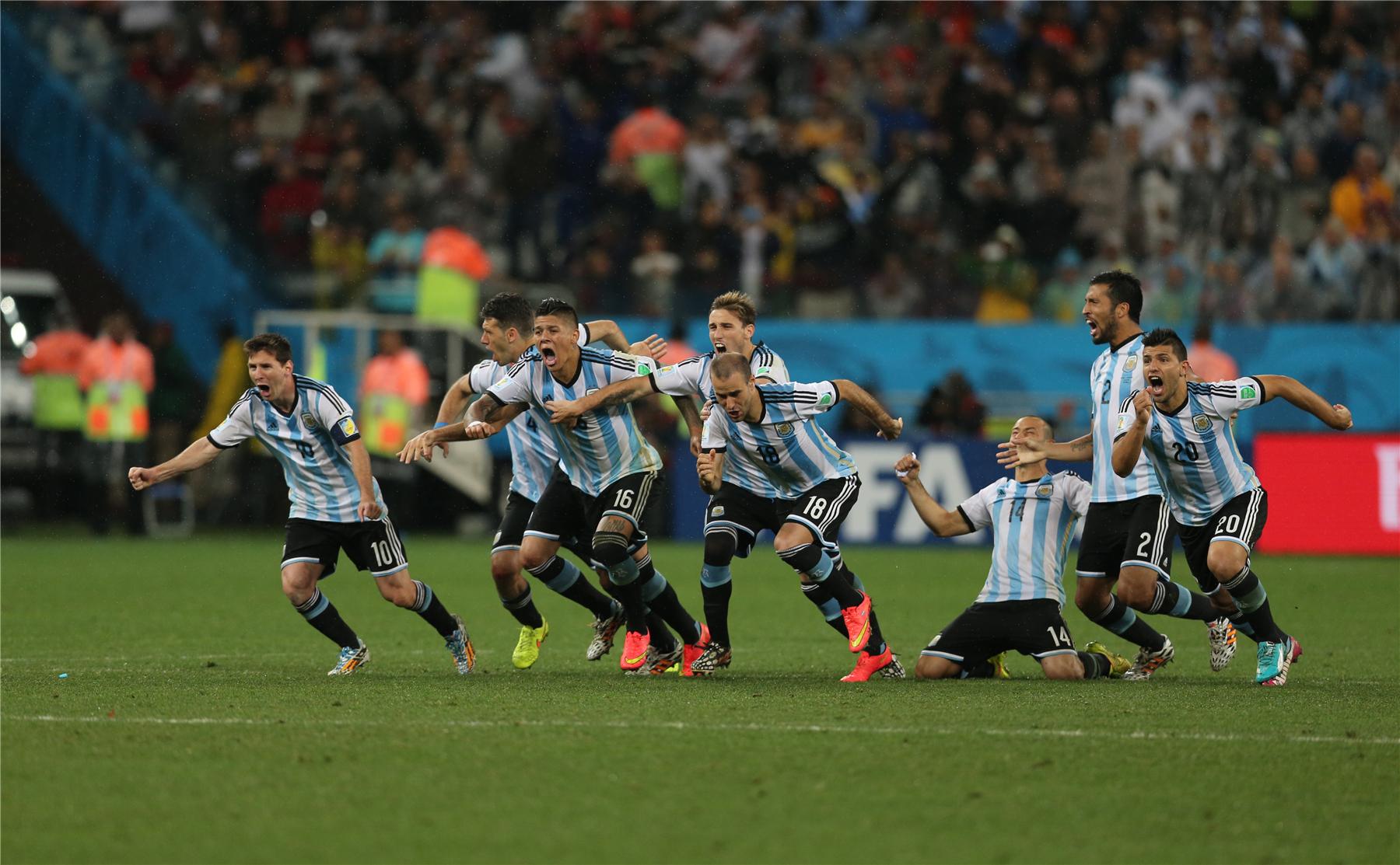 梦到和前男友接吻，梦到和前男友接吻是什么寓意（球王圆梦，这是最好的结局）