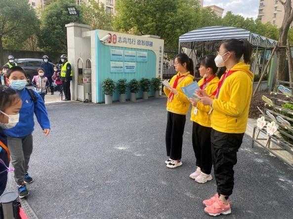 二年级数学简短小故事，二年级数学小故事简短（上海师范大学附属杨浦滨江实验小学举办数学周活动）