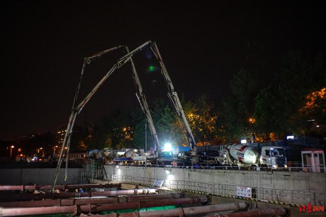 成都13号线地铁什么时候开通，成都地铁13号线什么时候通车（全国最大的大跨度中庭无柱弧形拱顶车站封顶）