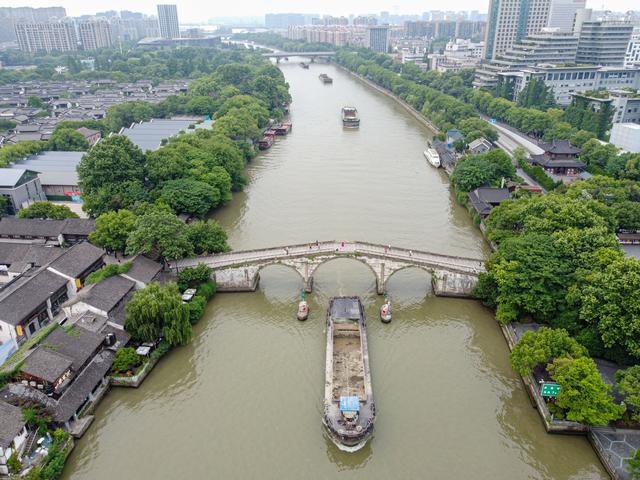 梦到船和水预兆着什么，梦见水和大船什么预兆（寻河探运——京杭大运河百年来首次全线通水　中华“命运之河”的历史记忆也在疏通）