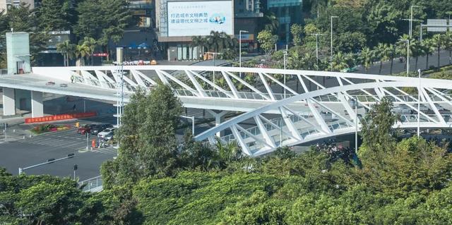 深圳市中心是哪个区，深圳市中心在哪里（这里是宝安中心区！）