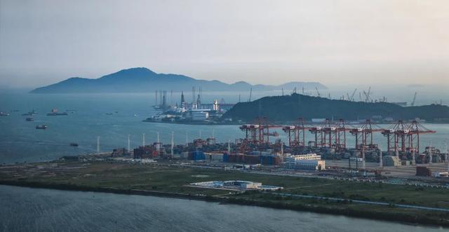 深圳市中心是哪个区，深圳市中心在哪里（这里是宝安中心区！）