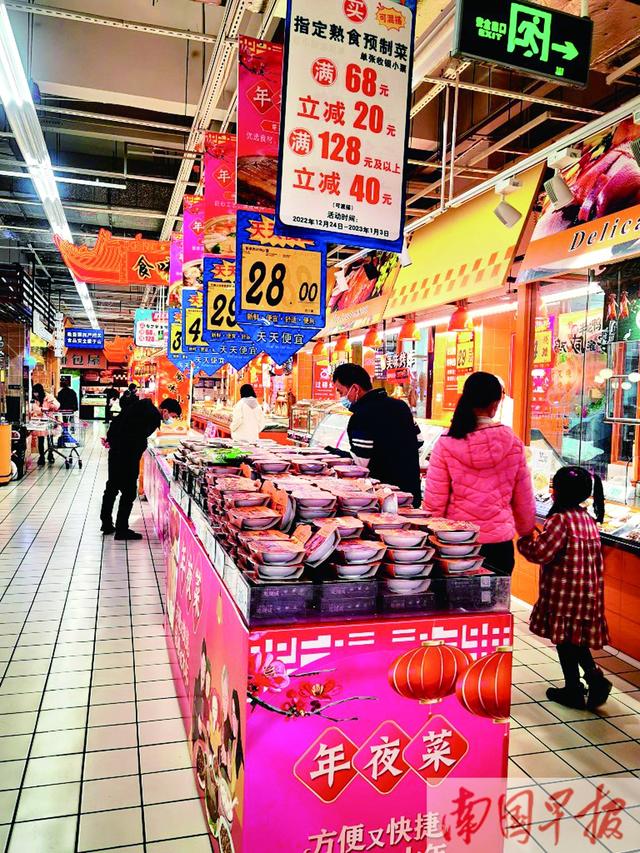 饭店年夜饭预订广告语是什么，年夜饭预订宣传语创意（南宁各大酒店年夜饭预订火热）