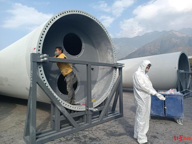 风力发电机叶片，为什么风力发电机只有三个叶片（揭秘中国首个山谷风力发电场）
