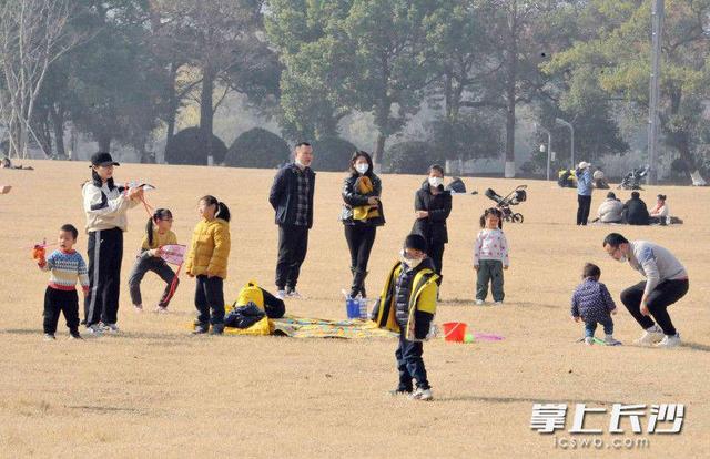 21度的天气穿什么衣服合适，9度到21度的天气穿什么衣服（组图丨气温升至21℃）