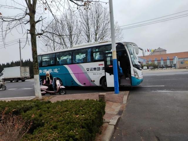 莱西汽车站电话，莱西汽车总站发车时刻表（现场留下的“问号”无法求证）