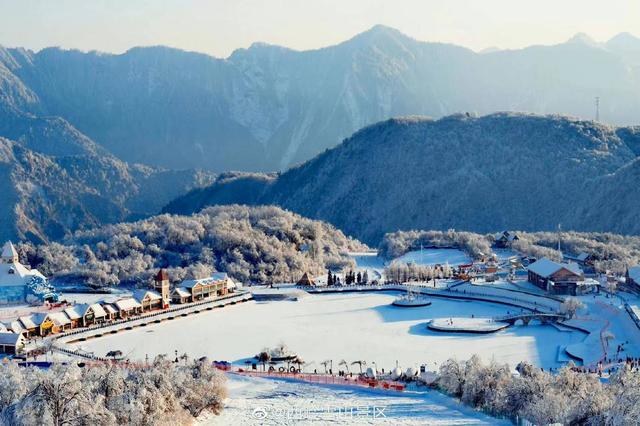 成都周边哪里下雪了，成都2023年第一场雪来啦