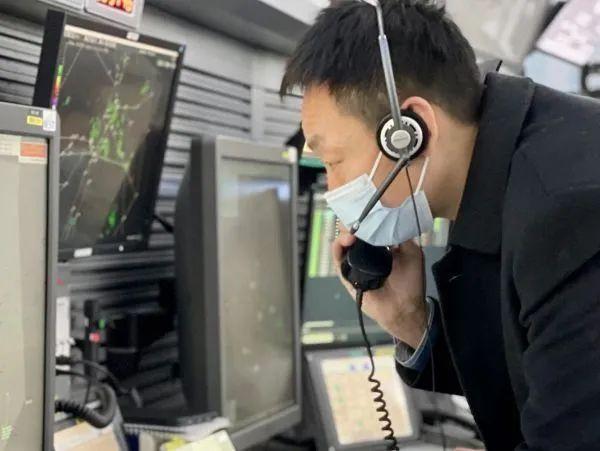 广州到北京机票，广州到北京特价机票（这架飞往广州的航班紧急备降）