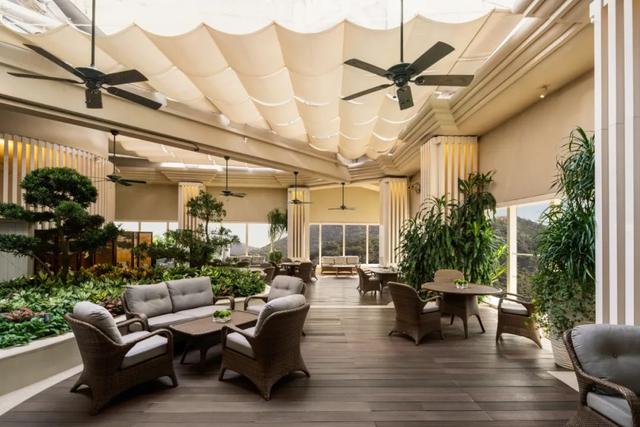 香港旅游住宿全攻略、住宿指南，香港酒店预订 香港住宿价格（在最懂国人的酒店集团旗下四家酒店喜迎新春）