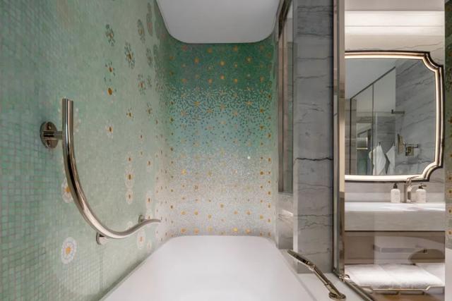 香港旅游住宿全攻略、住宿指南，香港酒店预订 香港住宿价格（在最懂国人的酒店集团旗下四家酒店喜迎新春）