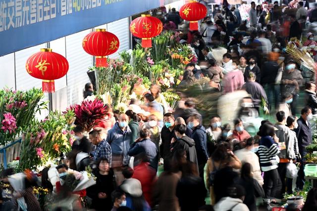 结婚纪念日送什么花，30周年结婚纪念日送什么花（谁是年宵花中的“顶流”）