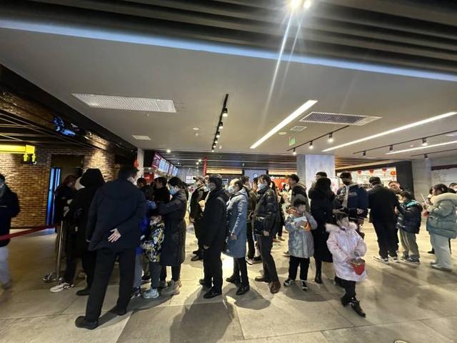 电影院选座选第几排最佳，电影院坐第几排最好（家乡安徽池州的电影院）