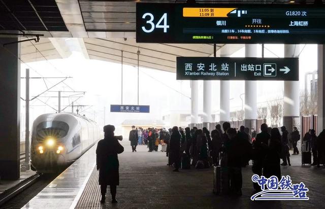 我们俩歌词，我们俩歌词简谱（中国编号最大站台的春运时刻）