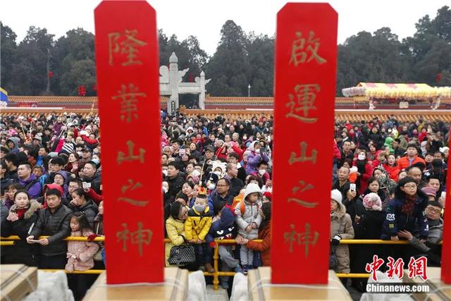 逢二进一是什么意思，逢二进一,借一当二是什么意思（庙会何以成为多元文明融会的民间嘉年华）