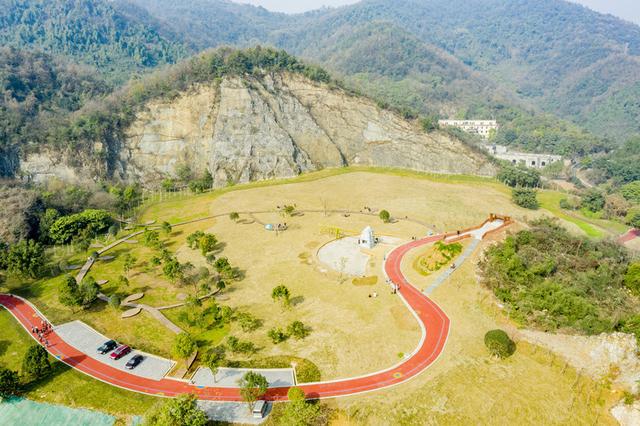 重庆矿山公园旅游攻略，废弃矿山蝶变生态公园
