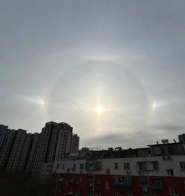云是怎样形成的，云是怎么形成的（北京出现日晕环天顶弧等现象）