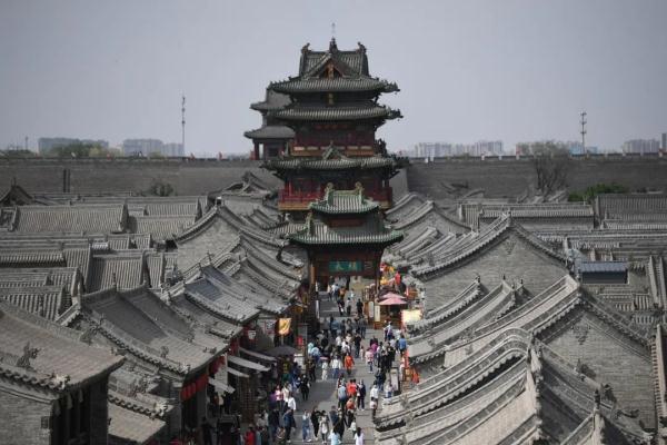 怎么叫女朋友起床，怎样叫女朋友起床（现实中的“京海市”，藏不住了）