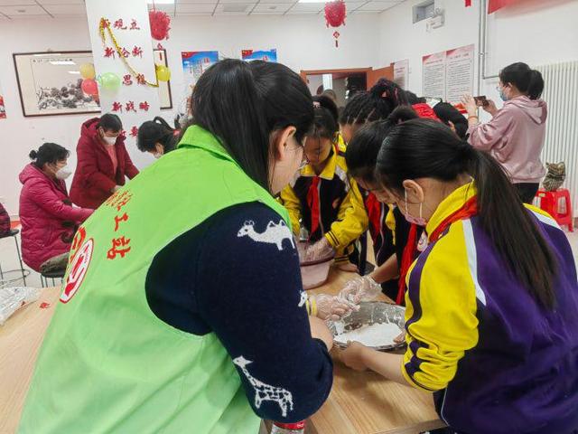 如何组织一场活动，学生会该如何组织好一场活动（我们的节日·元宵节丨塘沽街道组织各社区开展丰富多彩活动欢庆元宵佳节）