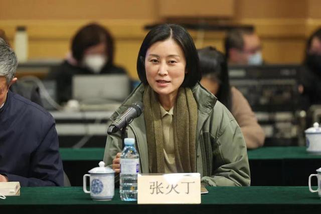 我曾经等过你是什么歌，我曾经等过你是什么歌曲里面的歌词什么意思（北京人艺举行郑榕追思会）