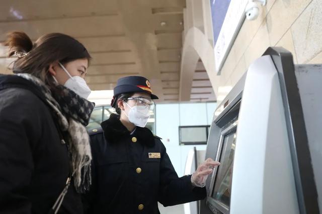 火车票学生票规定，火车票学生票规定乘车区间（如何购票、进站、乘车）