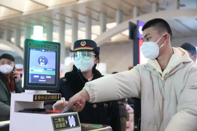 火车票学生票规定，火车票学生票规定乘车区间（如何购票、进站、乘车）