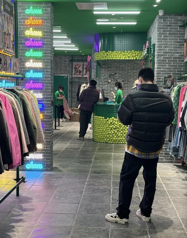 穿hollister都是什么人，霍利斯特大学（是质量堪忧快时尚的必杀器吗）