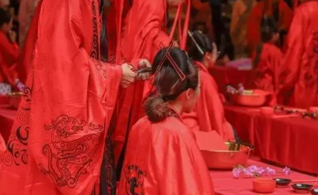 同心结有什么寓意，同心结寓意（想用礼物表达心意）