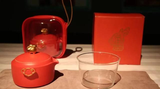 同心结有什么寓意，同心结寓意（想用礼物表达心意）