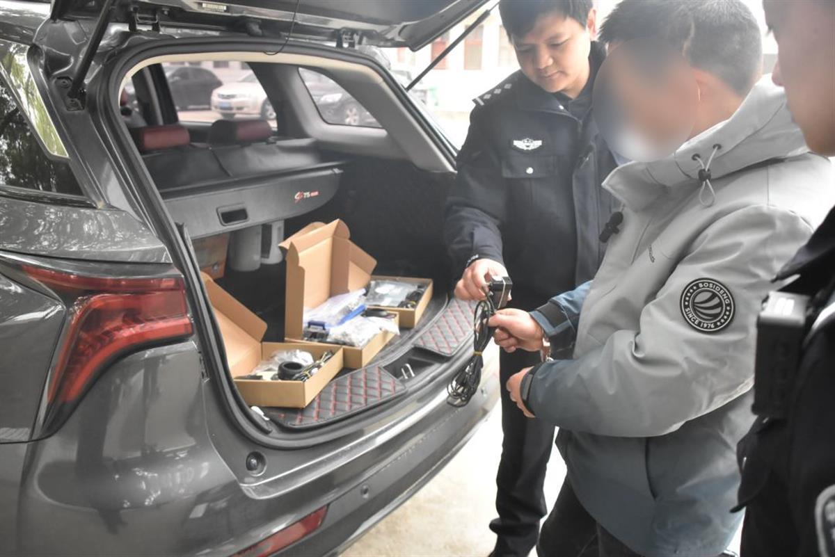 家电维修假售后刑拘 在京冒充官方维修热线上门骗财，嫌疑人被刑拘