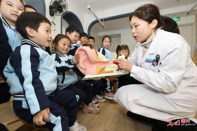 全国爱耳日听力健康，全国爱耳日，一起关注耳朵健康